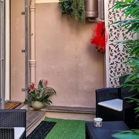 E Riviera Luxury Bed & Breakfast *